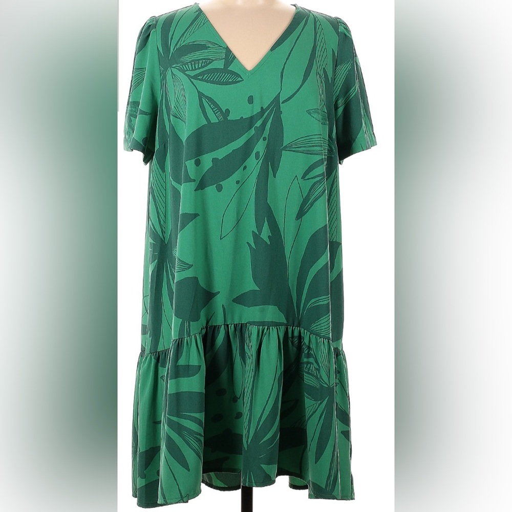 A new day tropical leaf print drop dress